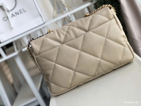 First Bag Ru CHANEL 19 FLAP BAG 0721